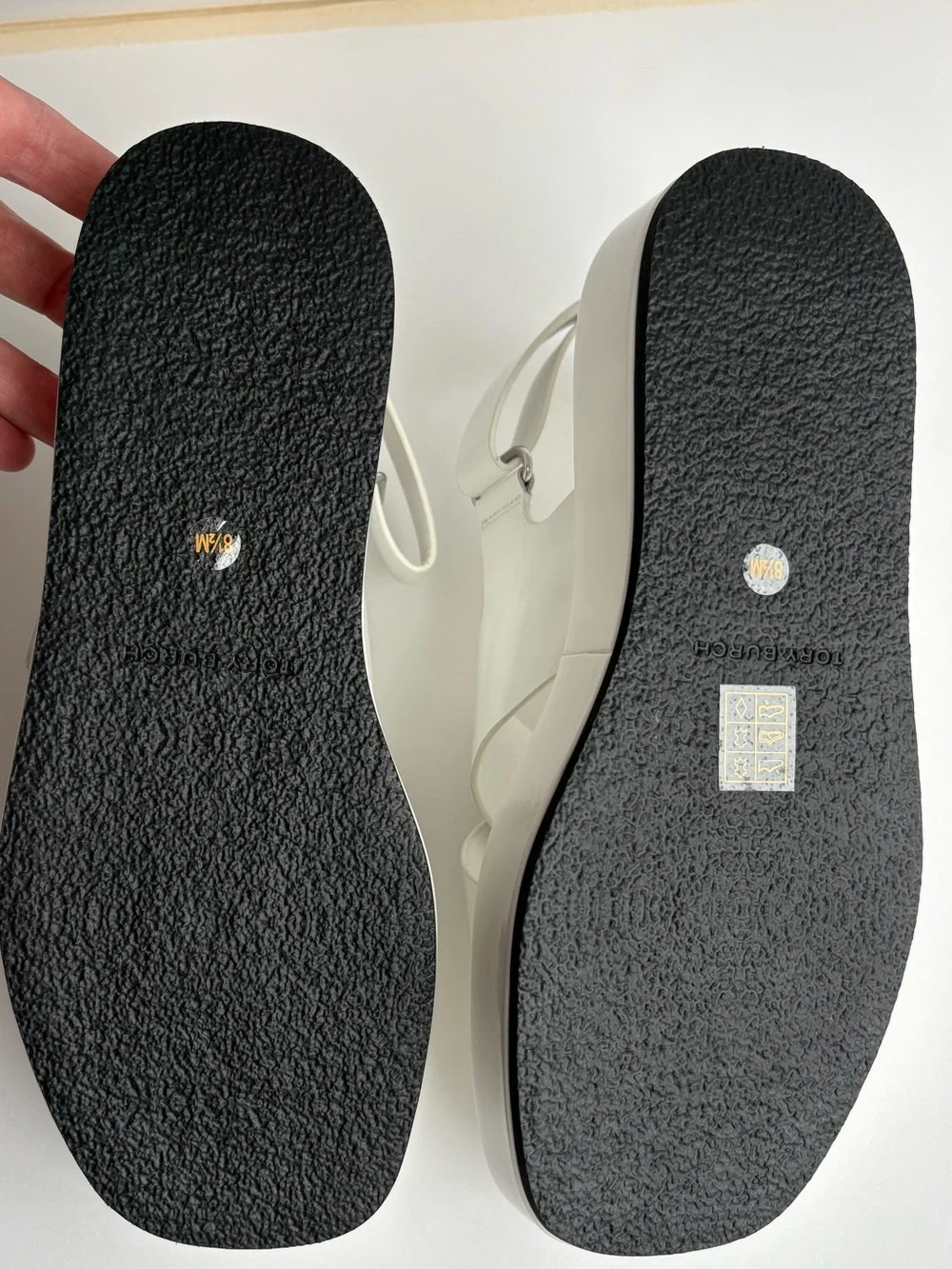 Tory Burch, 40mm T-Lock platform sandals in White, Size 8.5 - Picture 6 of 13